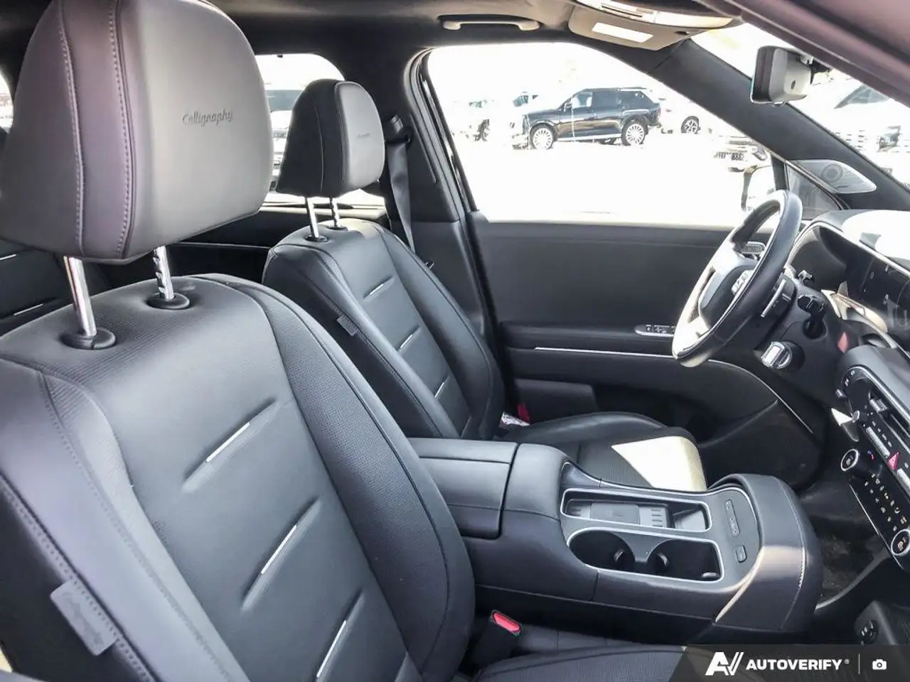 Hyundai PALISADE Hybrid снимка Hyundai PALISADE Hybrid