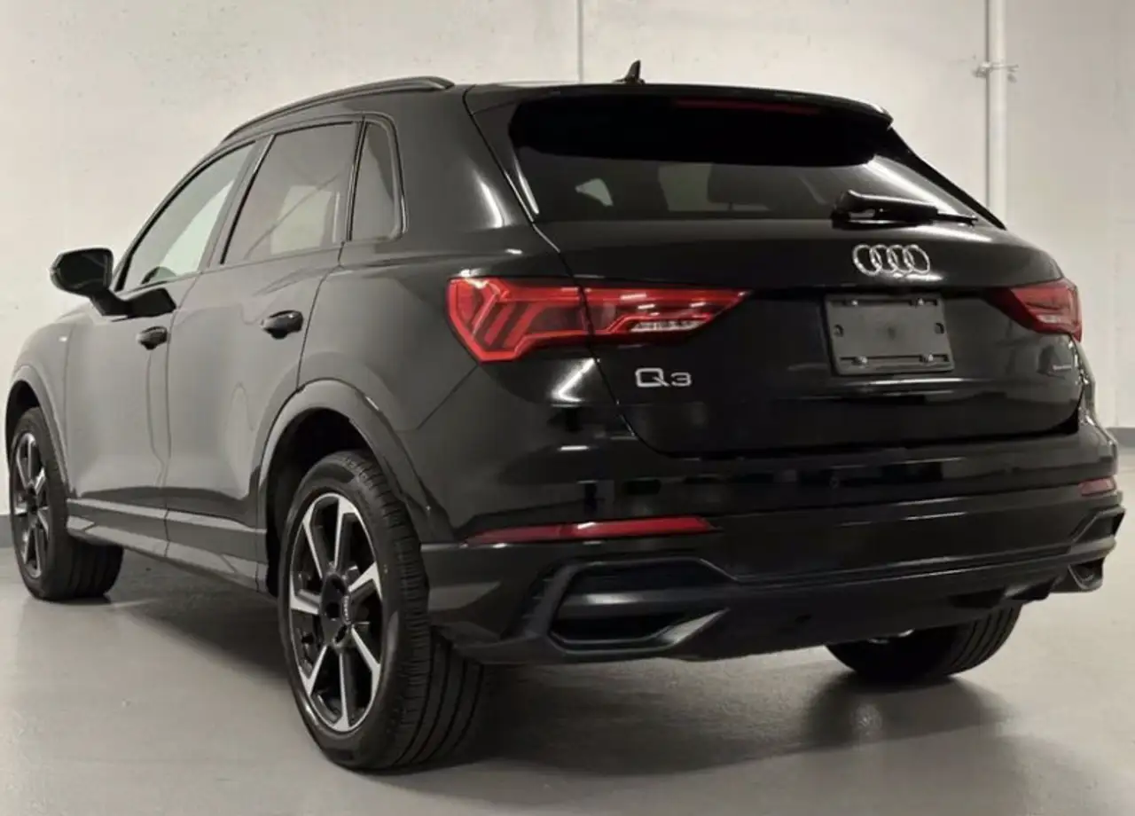 Audi Q3 снимка Audi Q3
