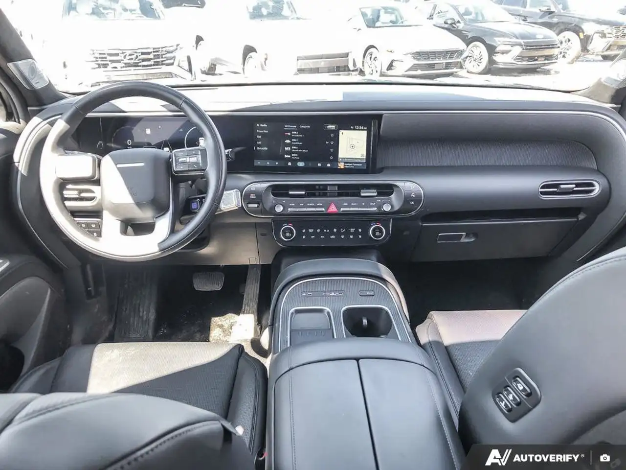 Hyundai PALISADE Hybrid снимка Hyundai PALISADE Hybrid