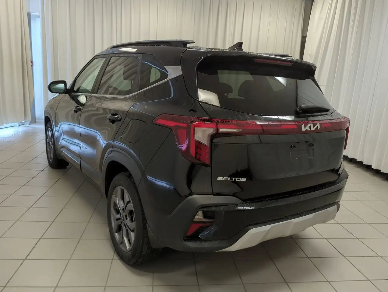 Kia Seltos снимка Kia Seltos