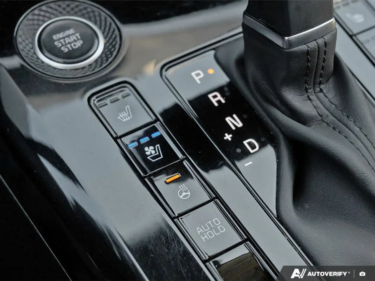 Kia Niro снимка Kia Niro