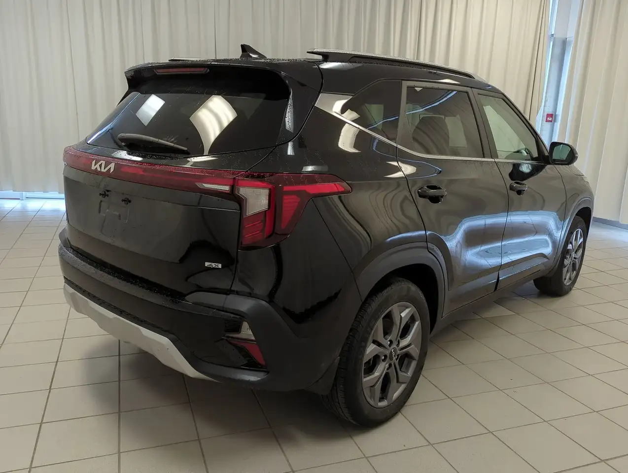Kia Seltos снимка Kia Seltos