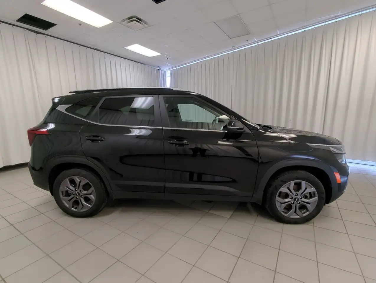 Kia Seltos снимка Kia Seltos