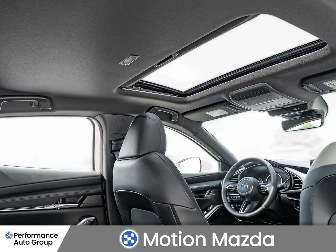 Mazda 3 снимка Mazda 3
