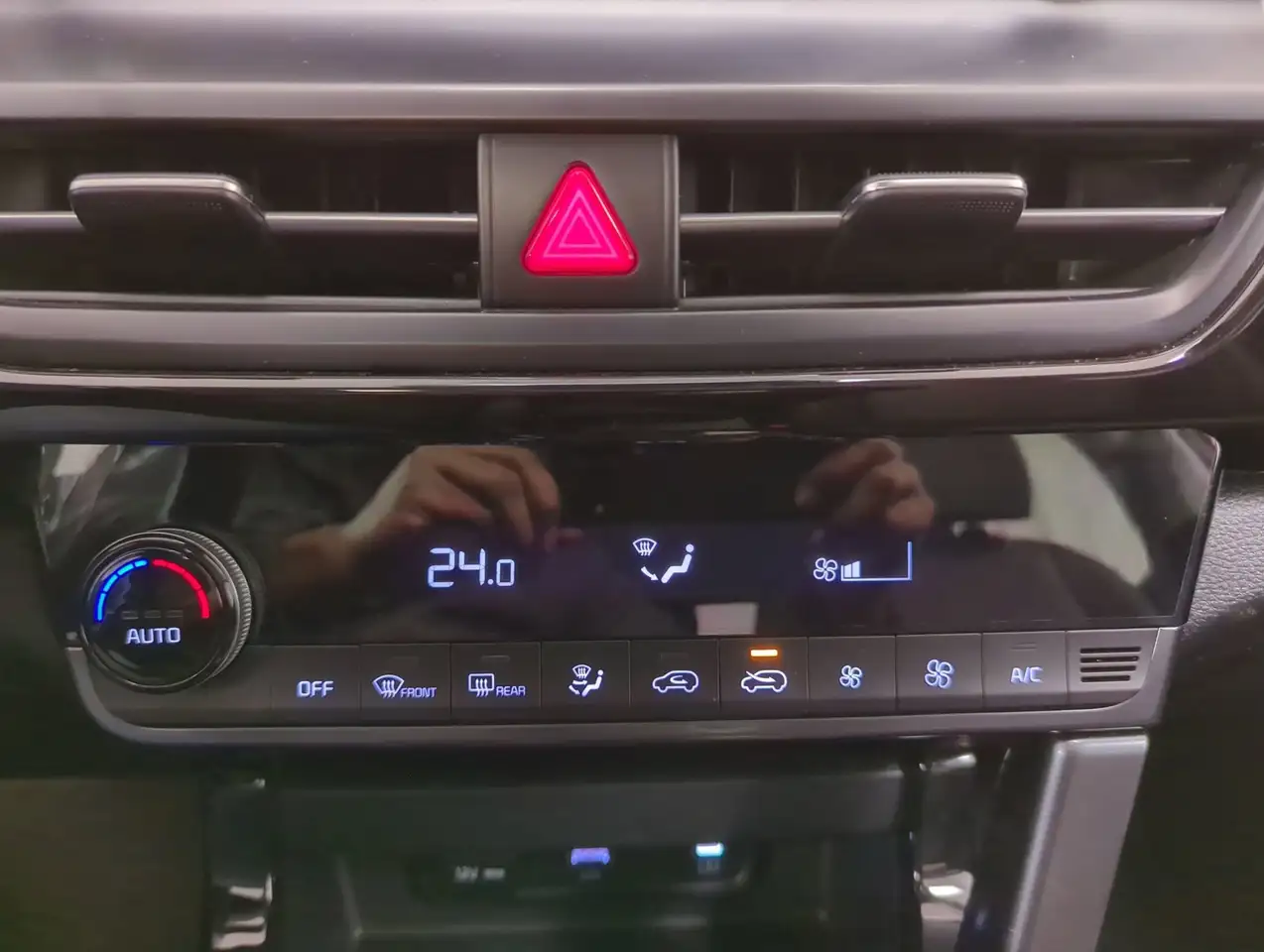 Kia Seltos снимка Kia Seltos