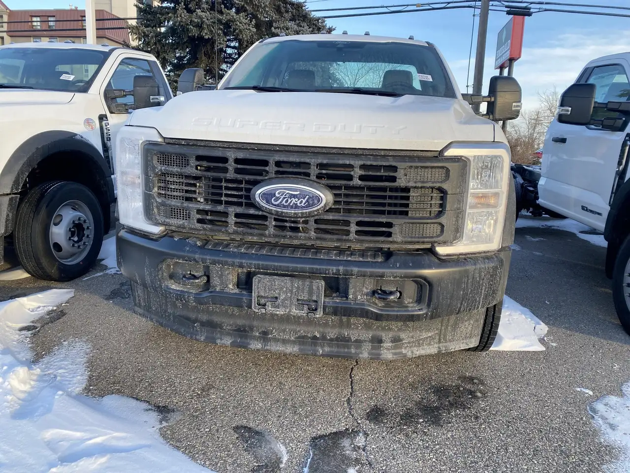 Ford F-550 Super Duty снимка Ford F-550 Super Duty