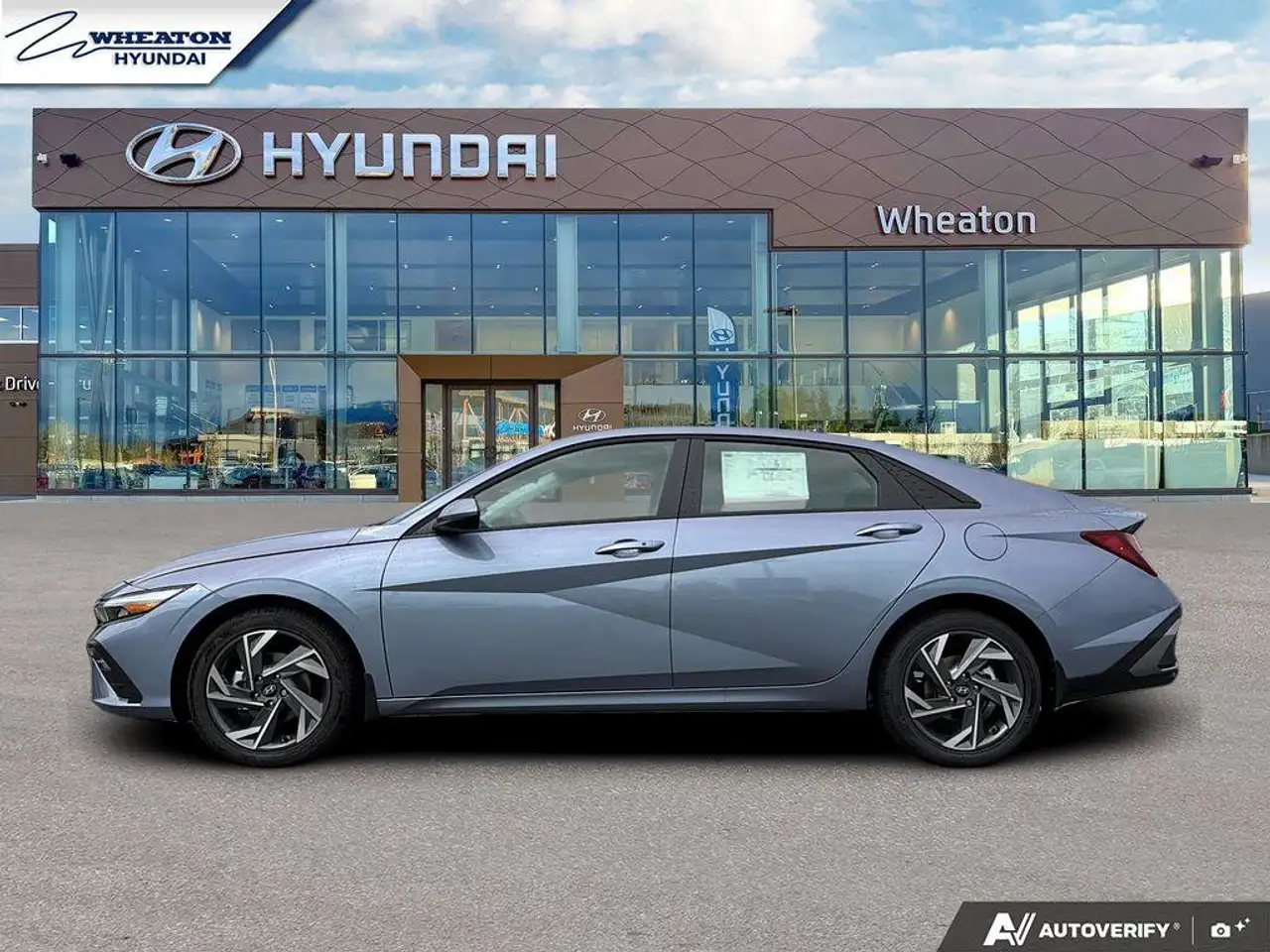 Hyundai ELANTRA photo Hyundai ELANTRA