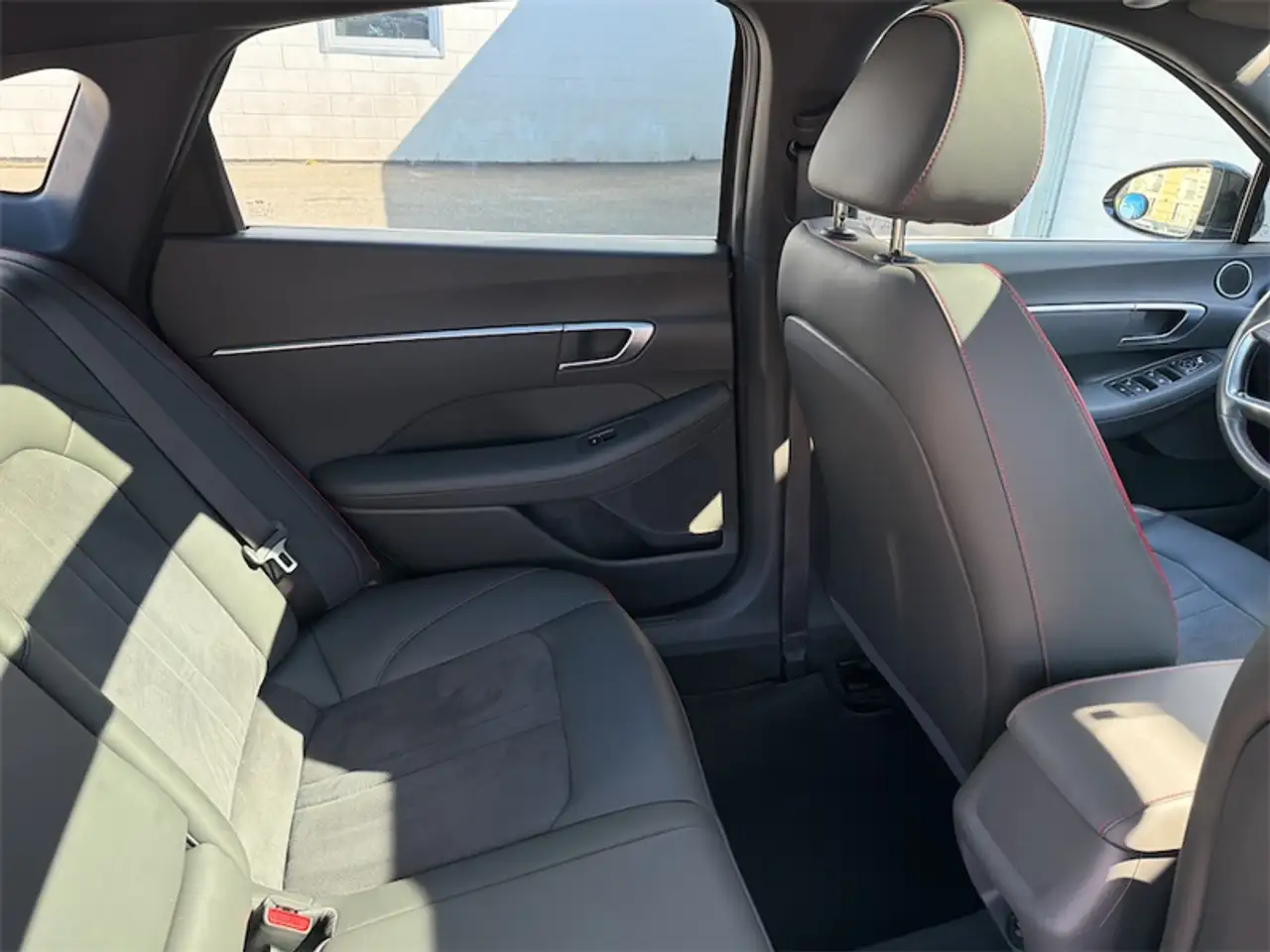 Hyundai SONATA снимка Hyundai SONATA