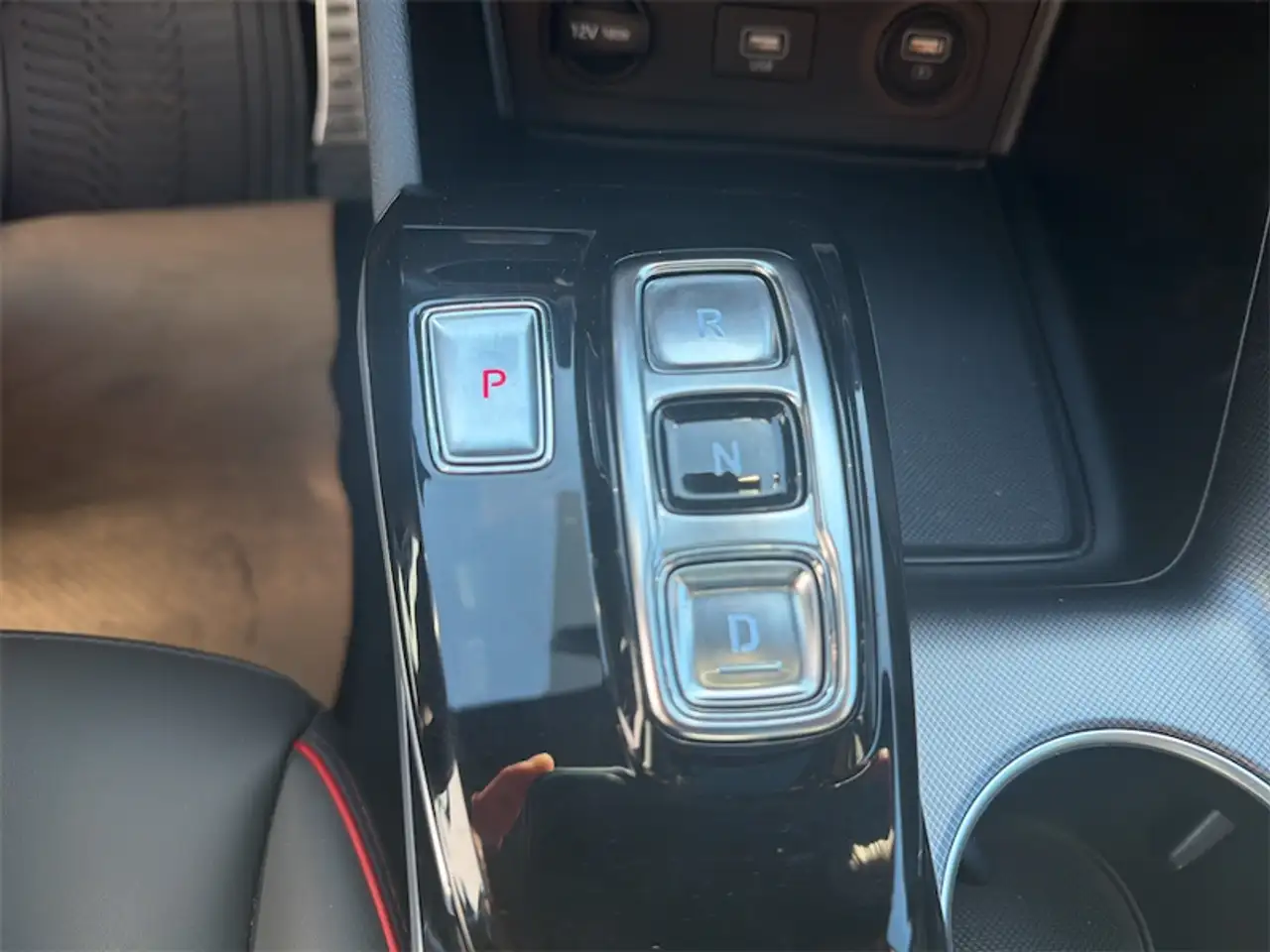 Hyundai SONATA снимка Hyundai SONATA