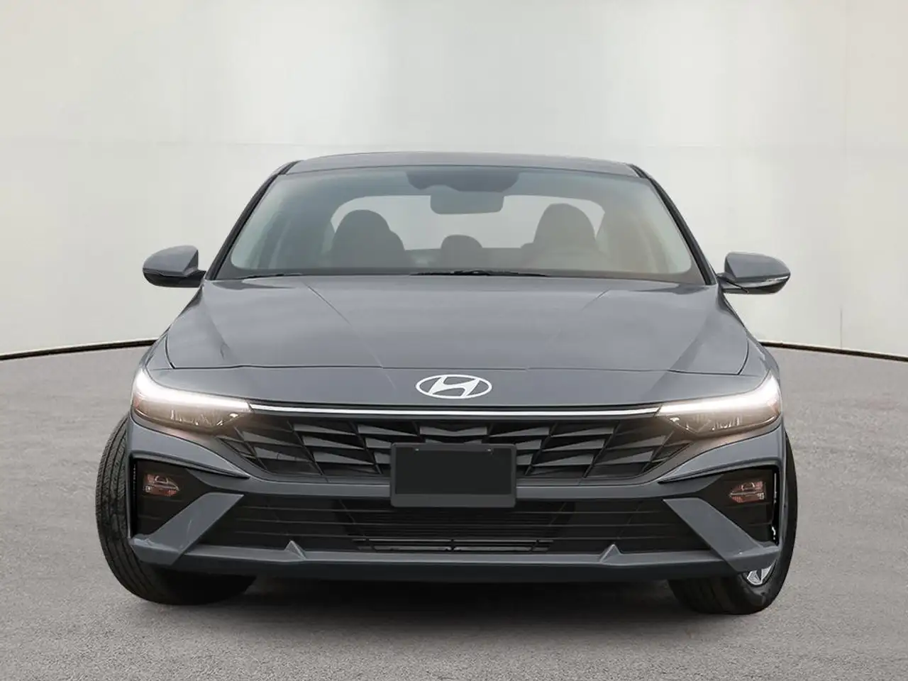 Hyundai ELANTRA fotografie Hyundai ELANTRA