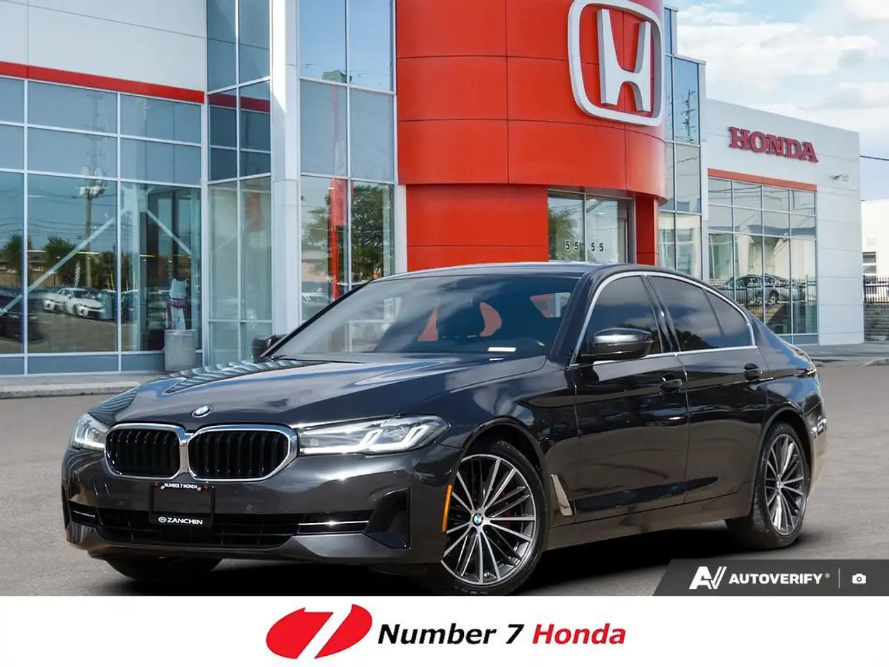 BMW 5 Series photo BMW 5 Series