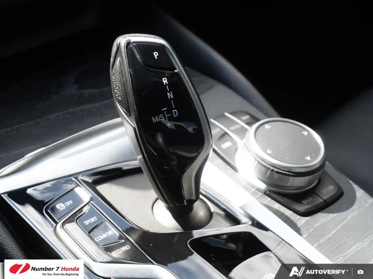 BMW 5 Series photo BMW 5 Series