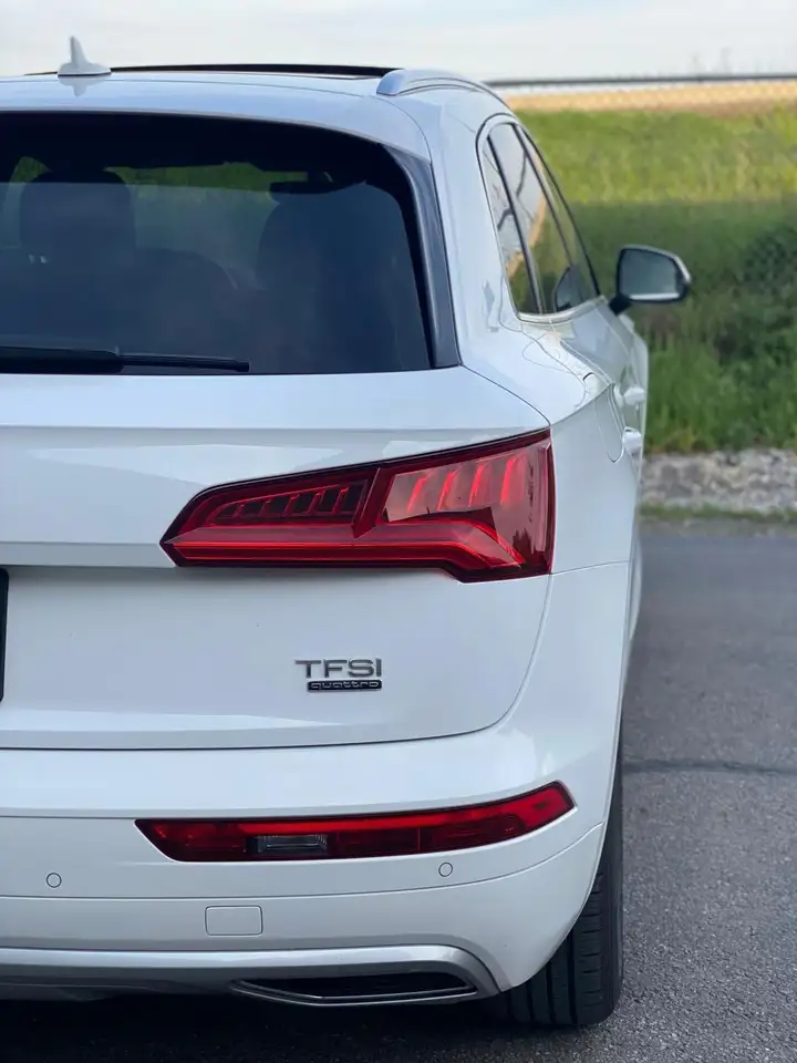 Audi Q5 снимка Audi Q5