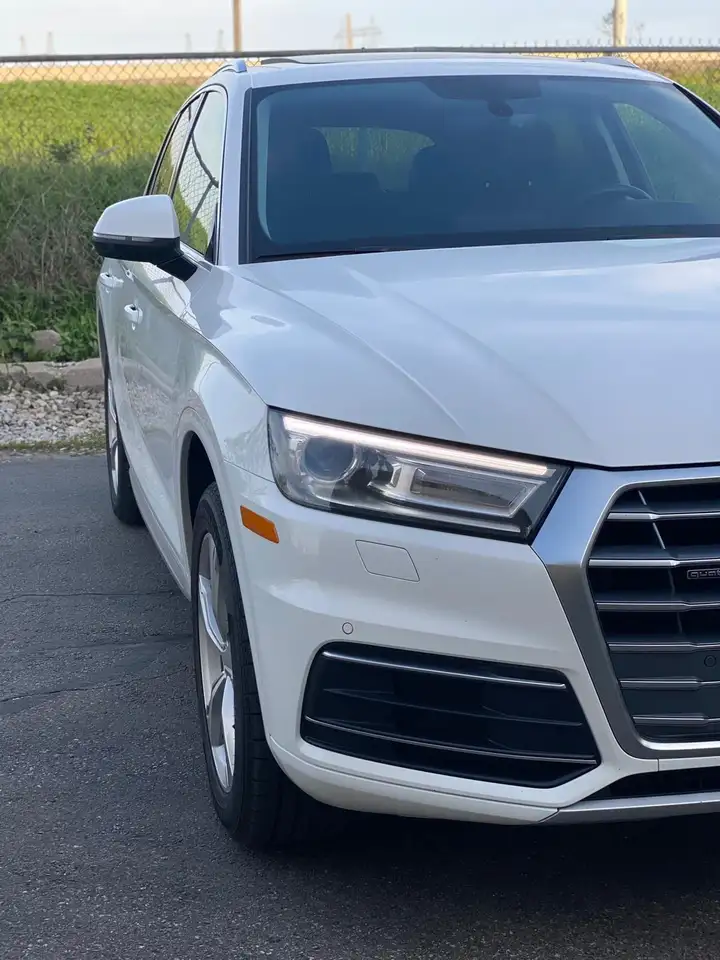 Audi Q5 снимка Audi Q5