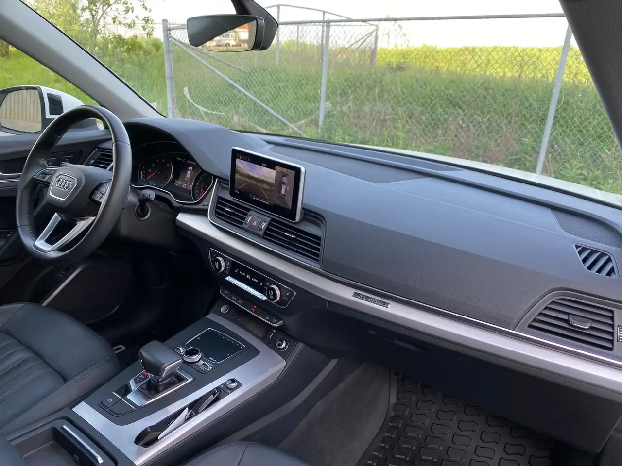 Audi Q5 снимка Audi Q5