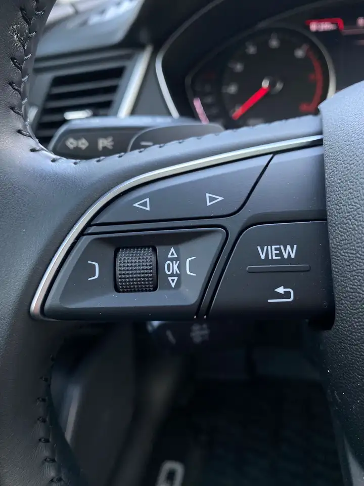 Audi Q5 снимка Audi Q5