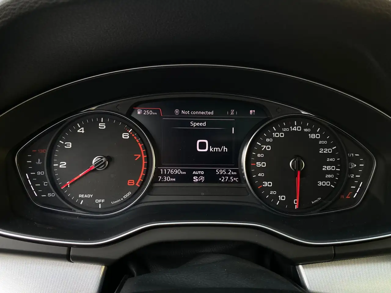 Audi Q5 снимка Audi Q5