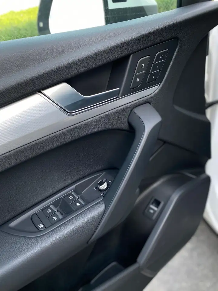 Audi Q5 снимка Audi Q5