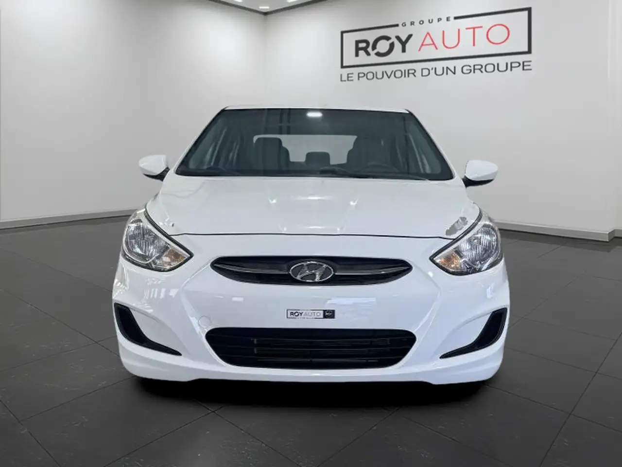 Hyundai ACCENT photo Hyundai ACCENT