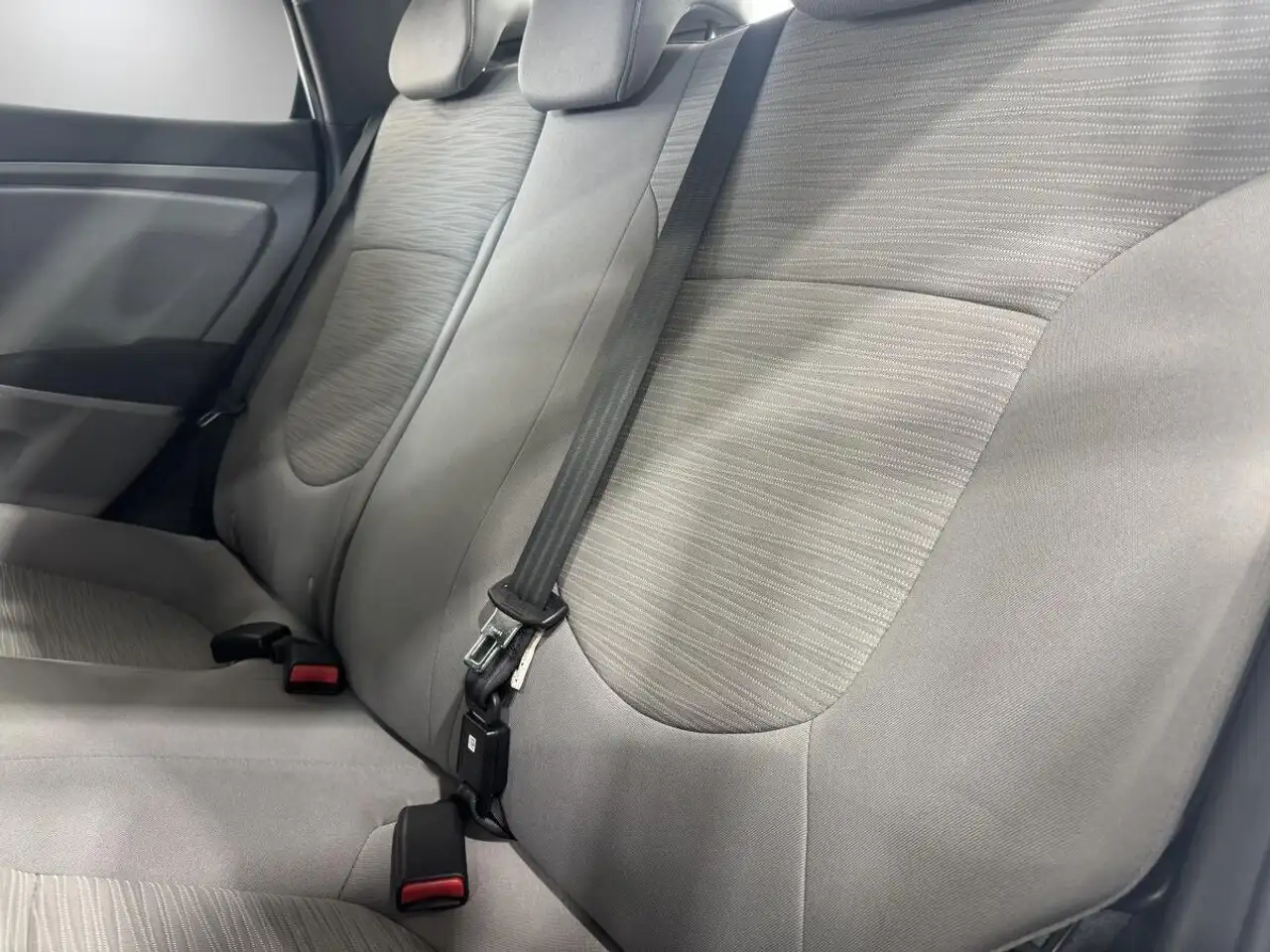 Hyundai ACCENT photo Hyundai ACCENT