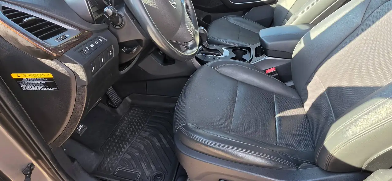 Hyundai SANTA FE снимка Hyundai SANTA FE