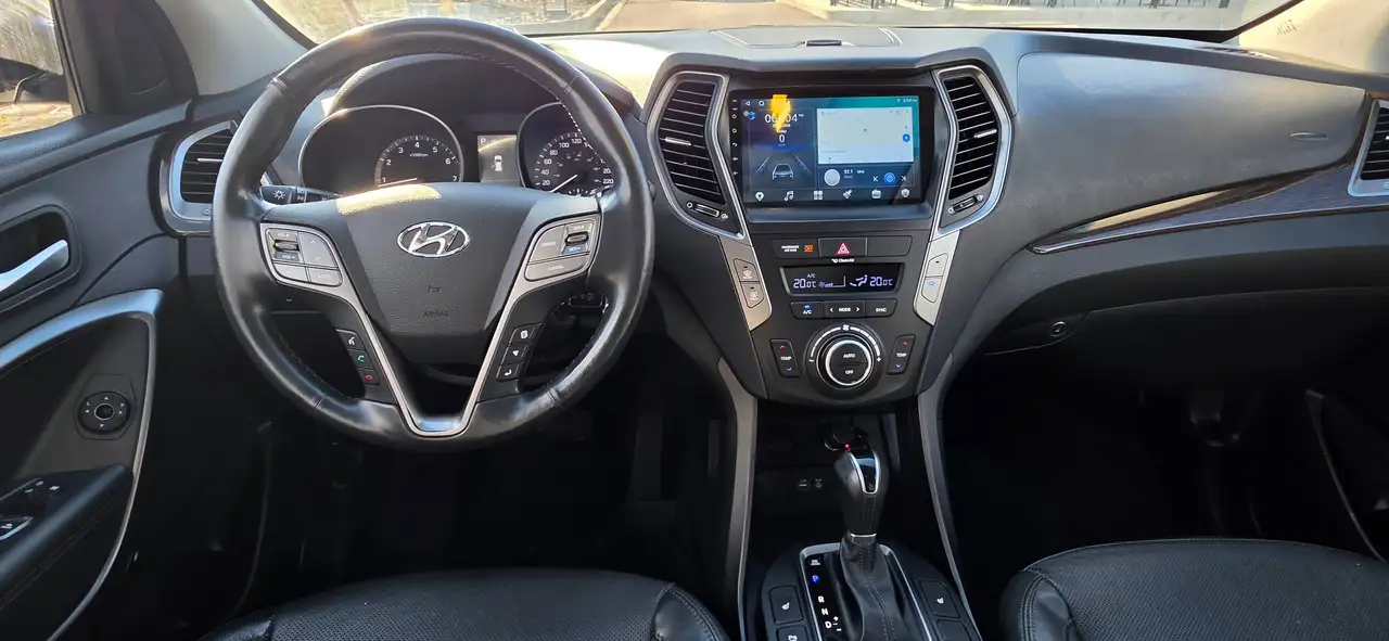 Hyundai SANTA FE снимка Hyundai SANTA FE