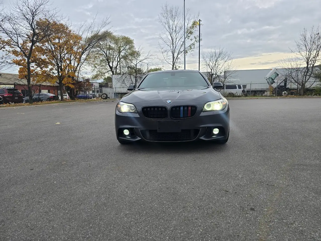 BMW 5 Series photo BMW 5 Series
