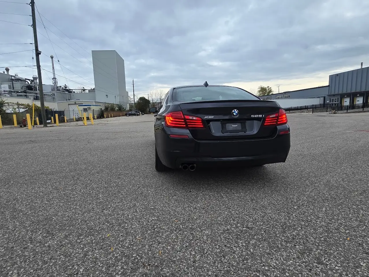 BMW 5 Series photo BMW 5 Series