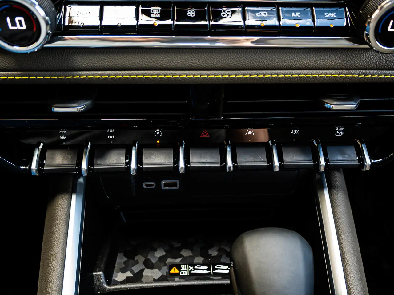 Chevrolet Colorado снимка Chevrolet Colorado