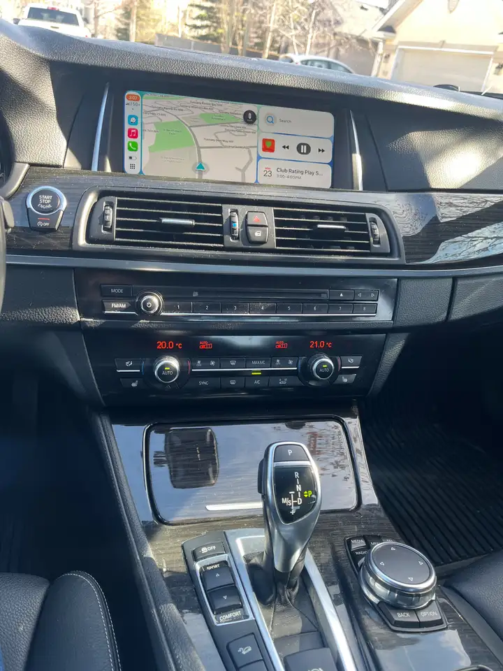 BMW 5 Series fotografie BMW 5 Series