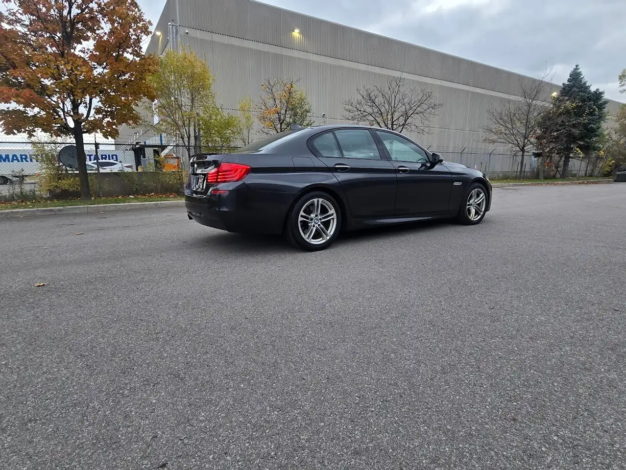 BMW 5 Series photo BMW 5 Series