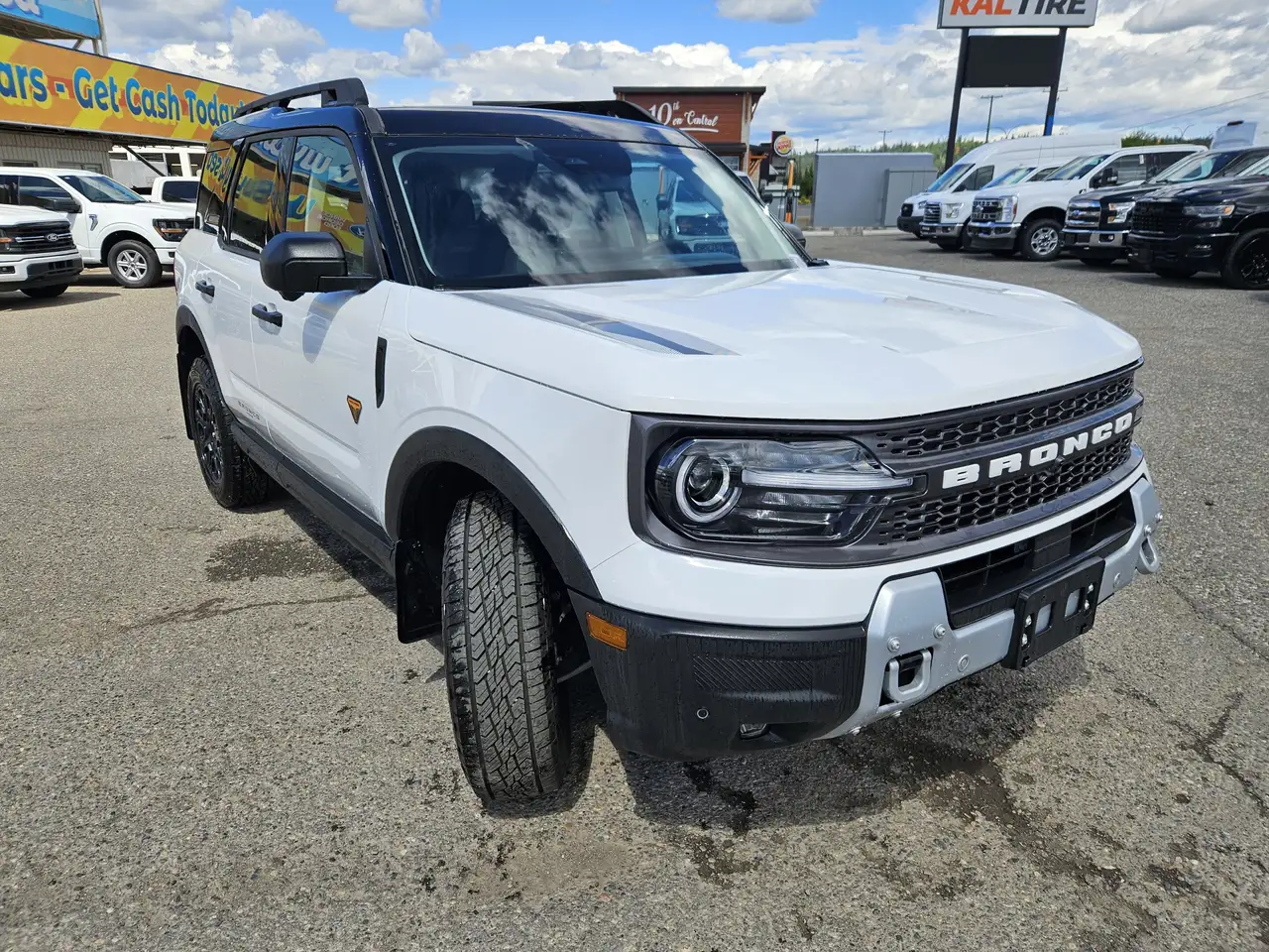 Ford Bronco Sport photo Ford Bronco Sport