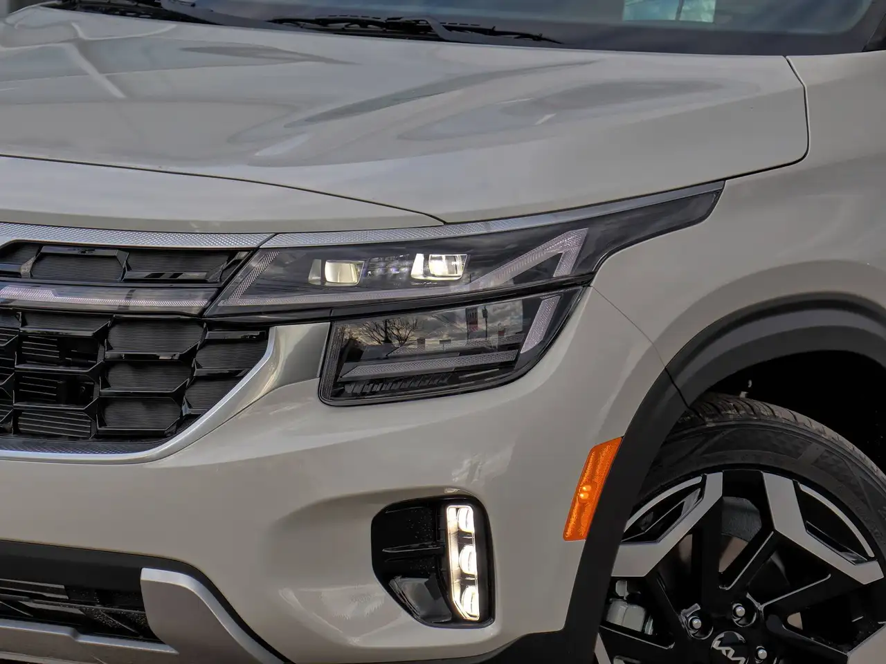 Kia Seltos снимка Kia Seltos