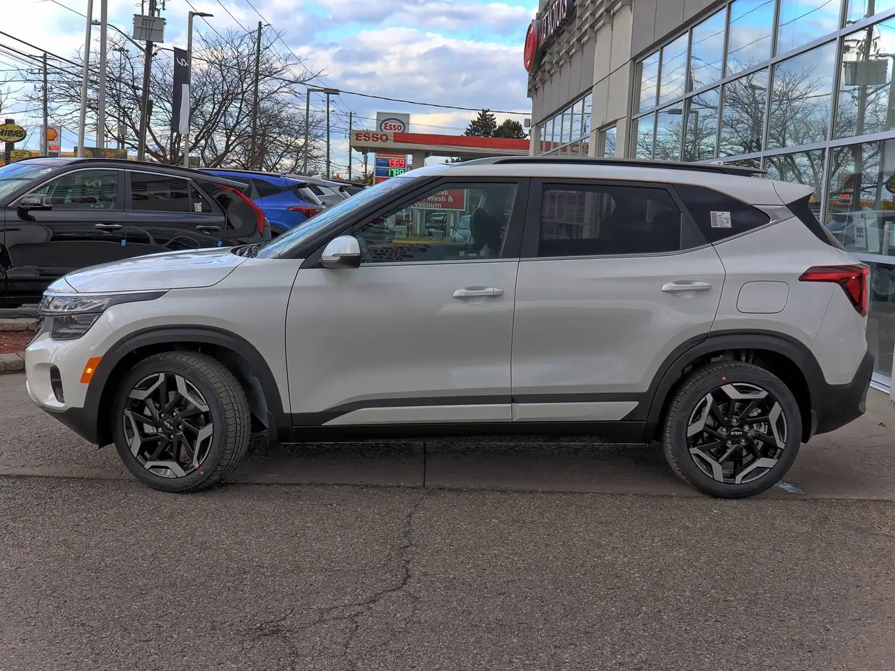 Kia Seltos снимка Kia Seltos