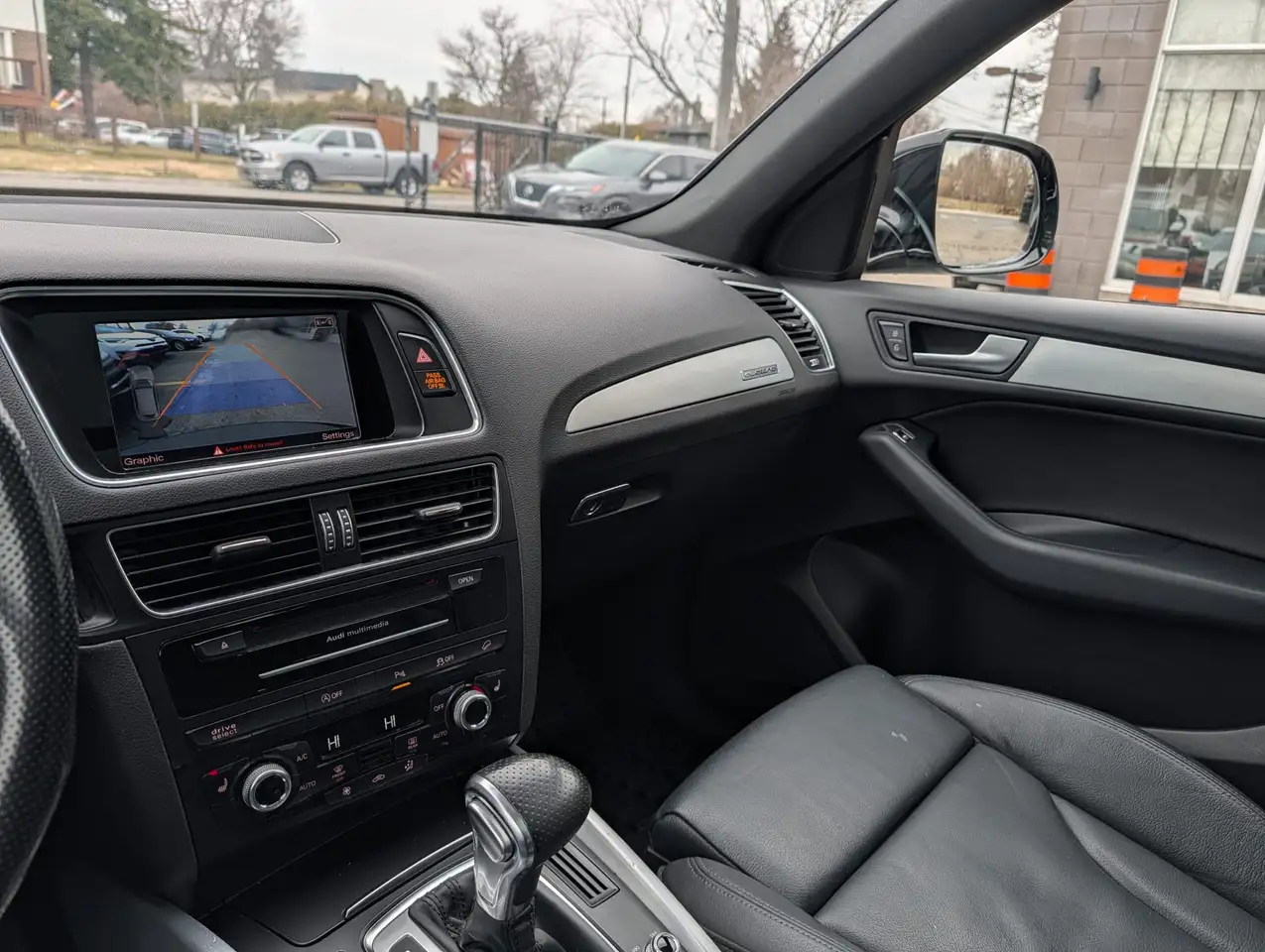 Audi Q5 снимка Audi Q5
