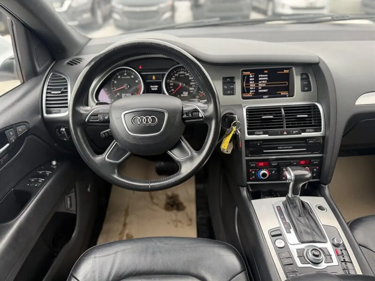 Audi Q7 photo Audi Q7