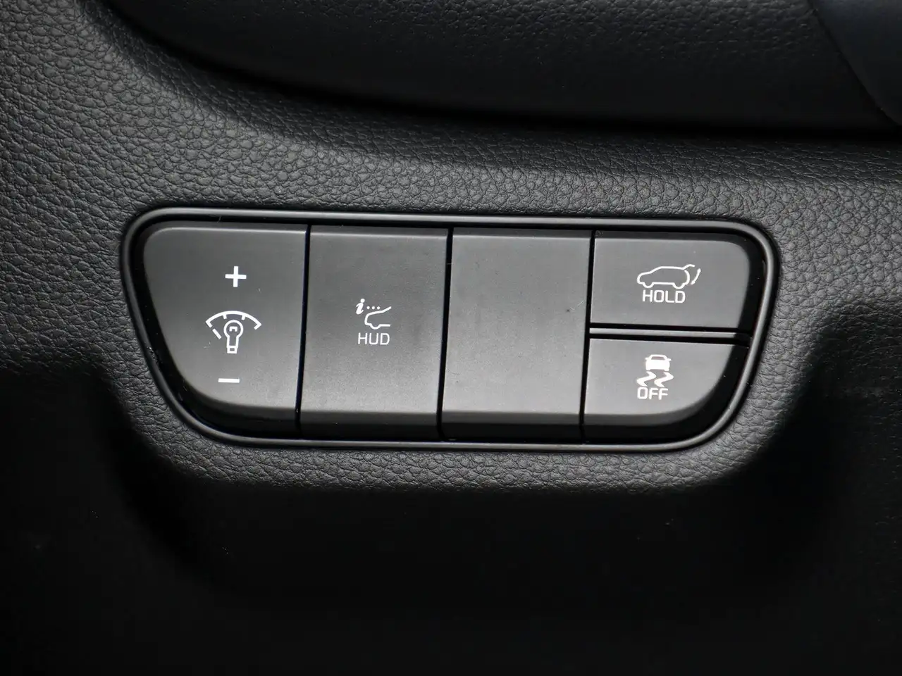 Kia Seltos снимка Kia Seltos