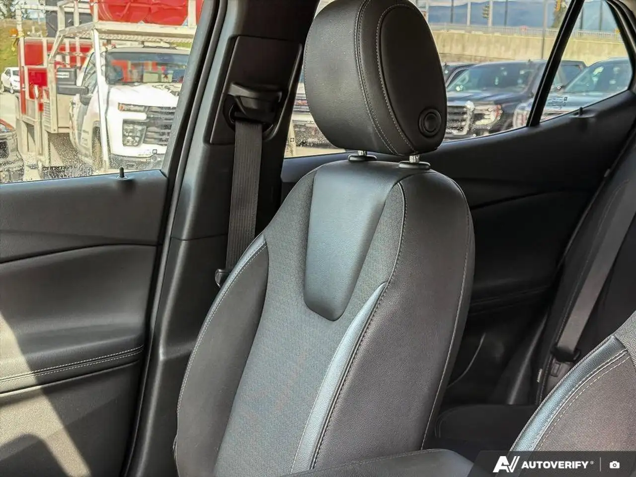 Buick Encore снимка Buick Encore