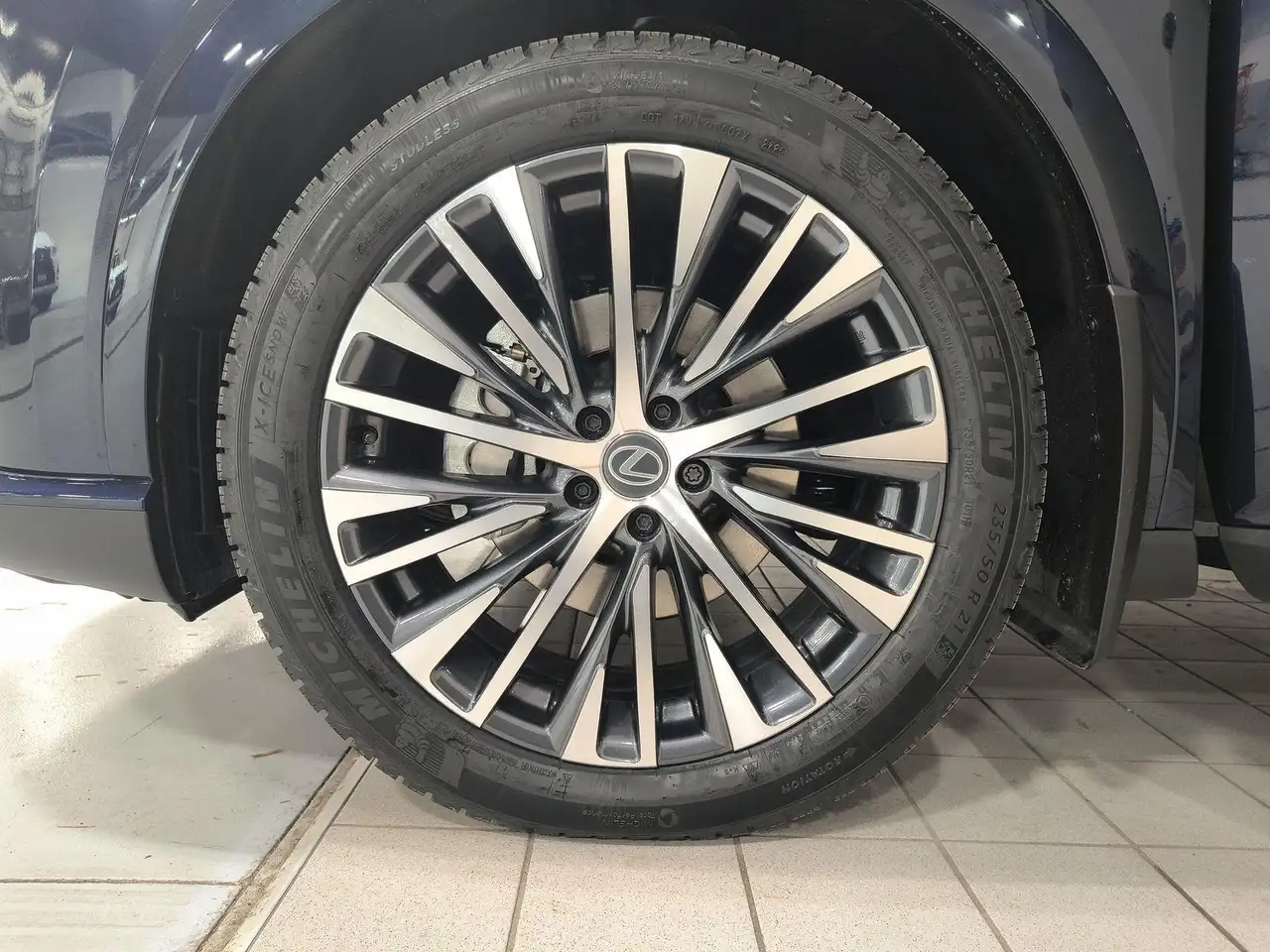 Lexus RX photo Lexus RX