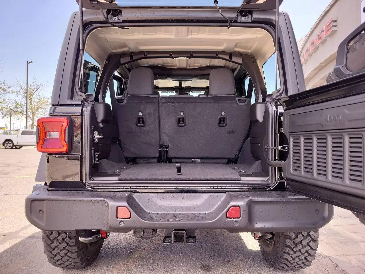 Jeep Wrangler снимка Jeep Wrangler