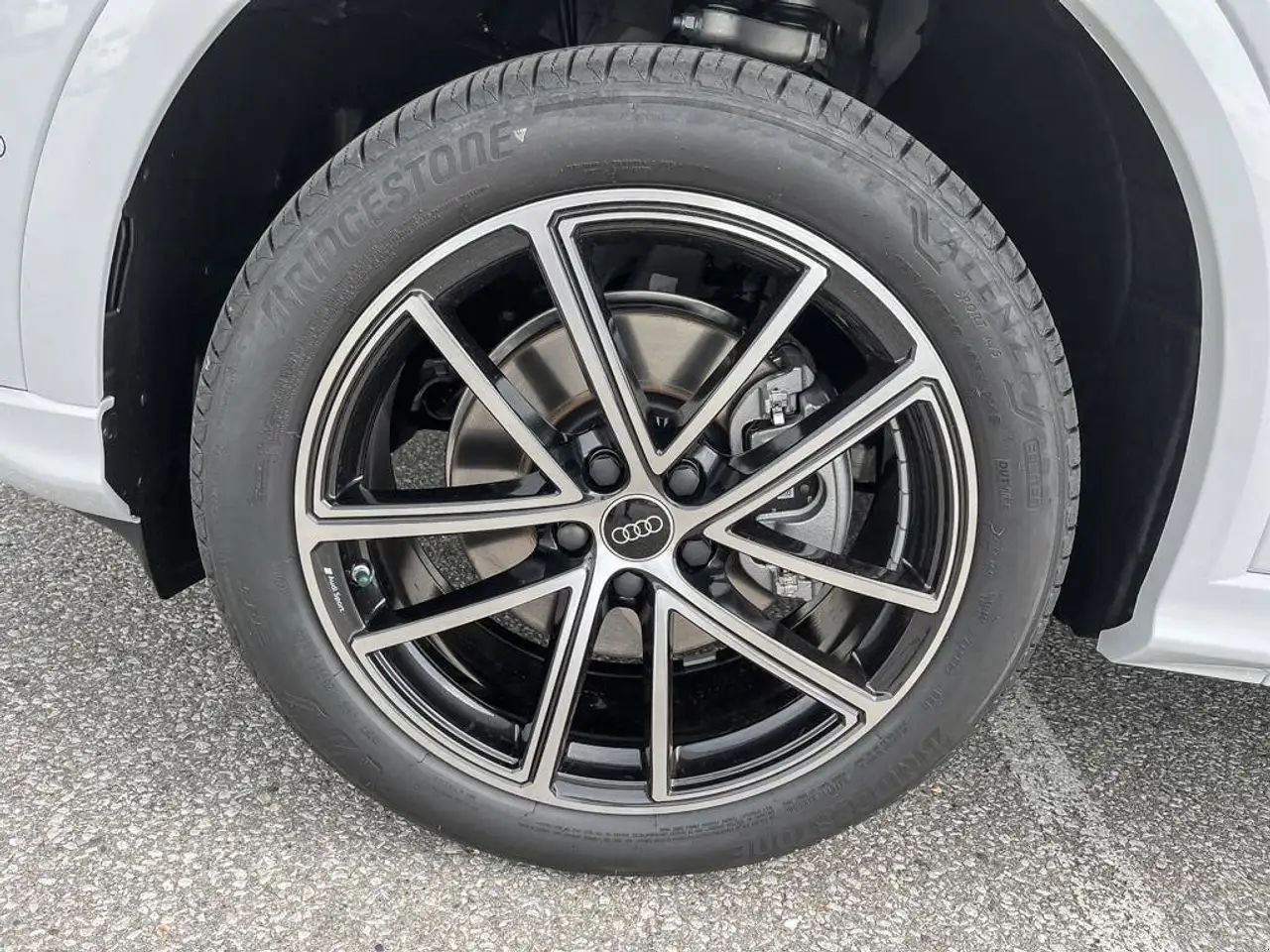 Audi Q5 photo Audi Q5