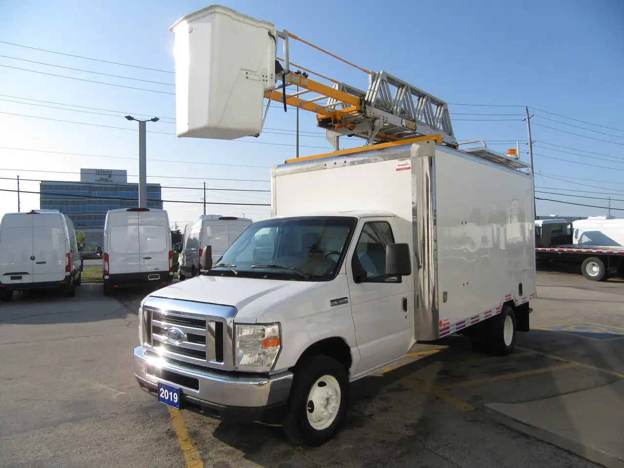 Ford E-450 Super Duty DRW fotografie Ford E-450 Super Duty DRW
