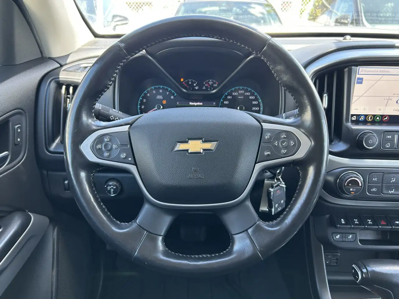 Chevrolet Colorado снимка Chevrolet Colorado