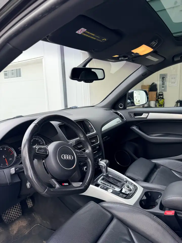 Audi Q5 снимка Audi Q5