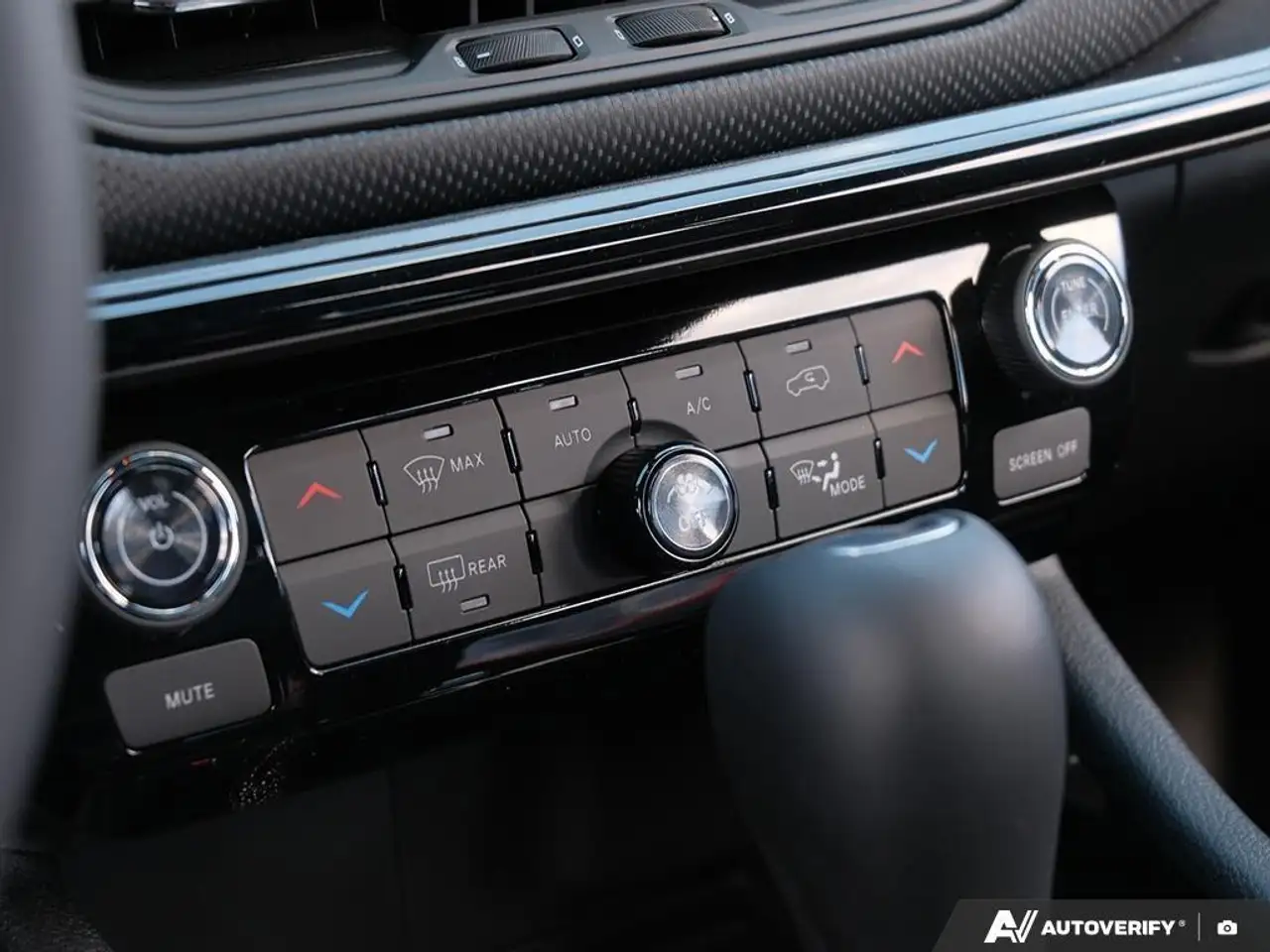 Jeep Compass photo Jeep Compass