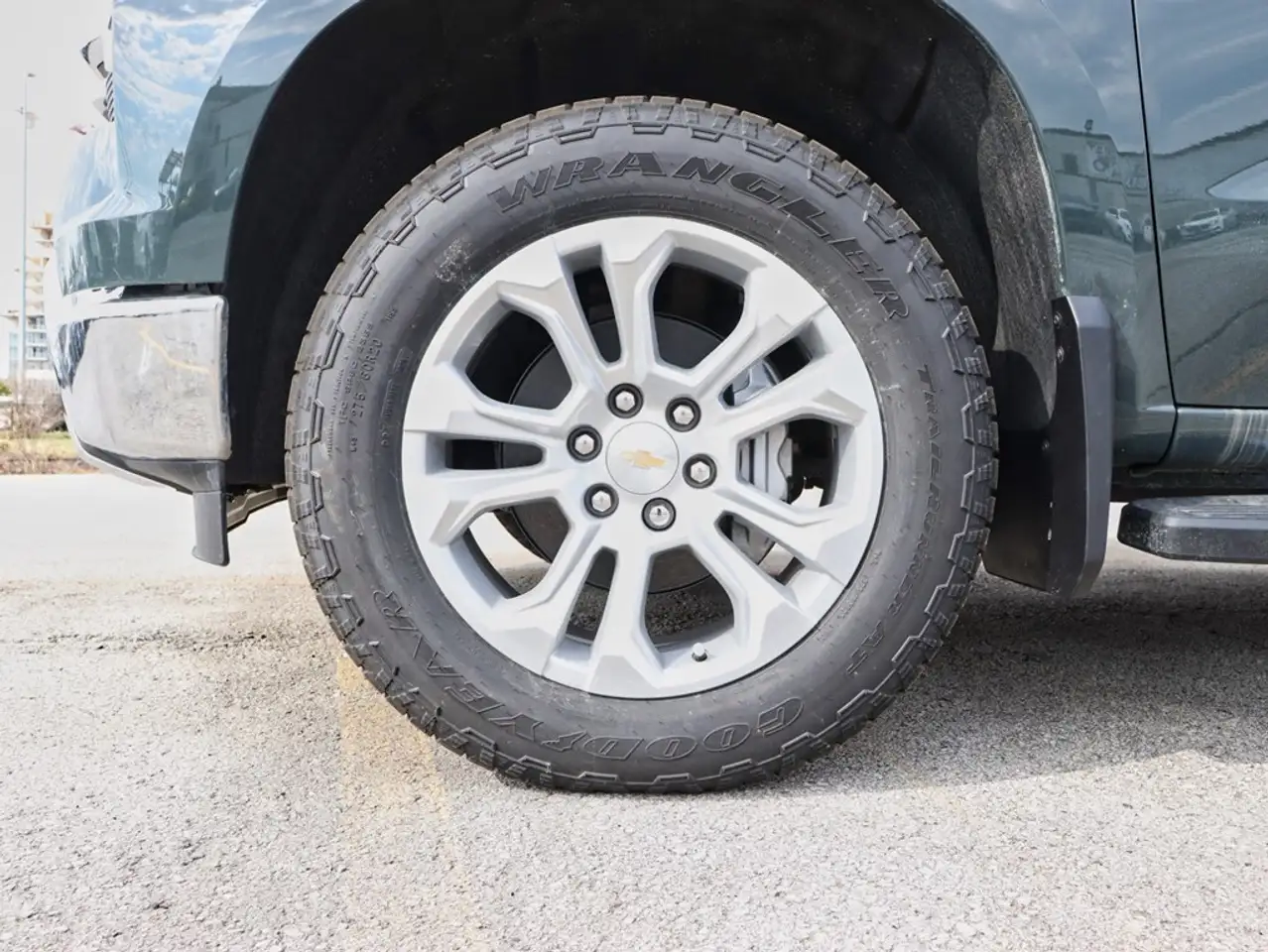Chevrolet Silverado 1500 снимка Chevrolet Silverado 1500
