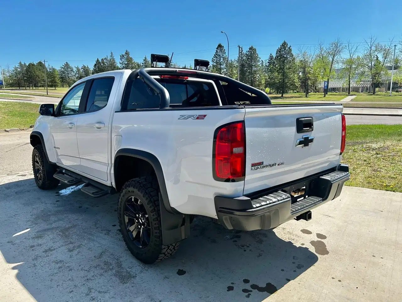 Chevrolet Colorado снимка Chevrolet Colorado