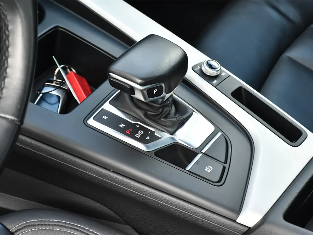 Audi A4 снимка Audi A4