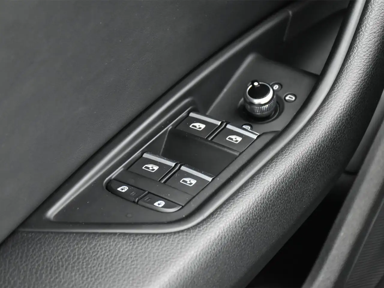 Audi A4 снимка Audi A4