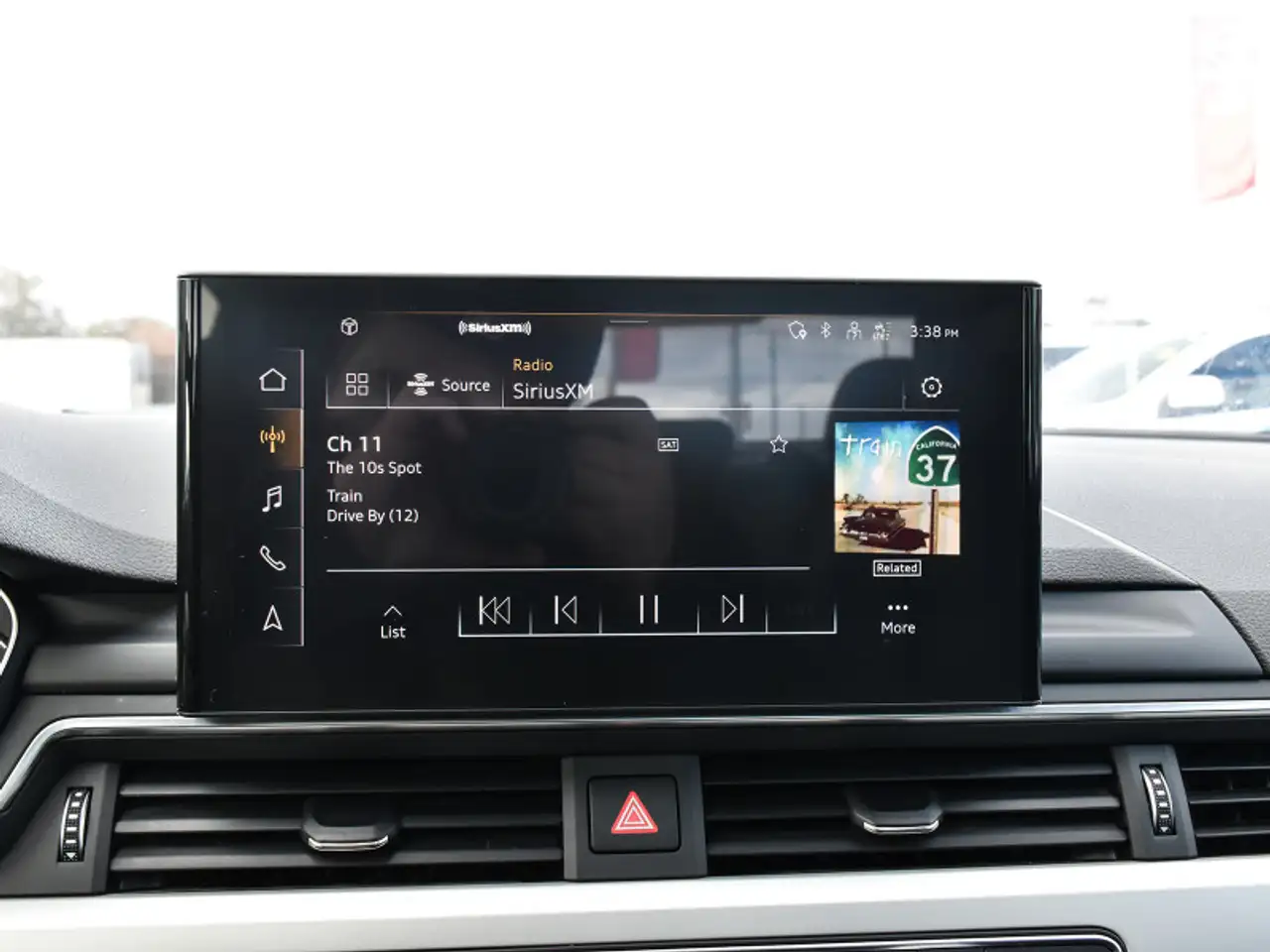 Audi A4 снимка Audi A4